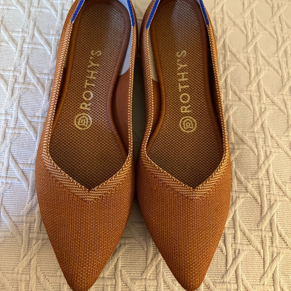 Rothy’s The Point Fawn, size 8